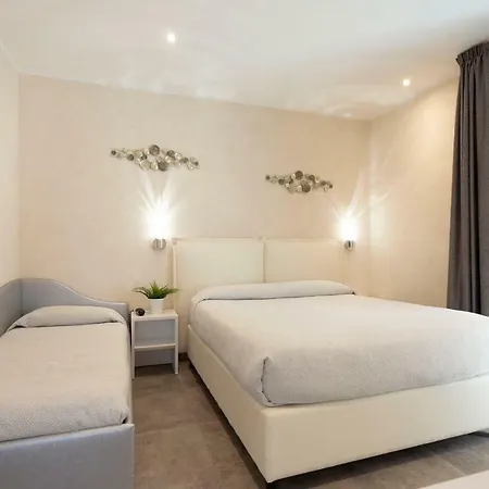 White & Hotel apartamentowy Bellaria-Igea Marina