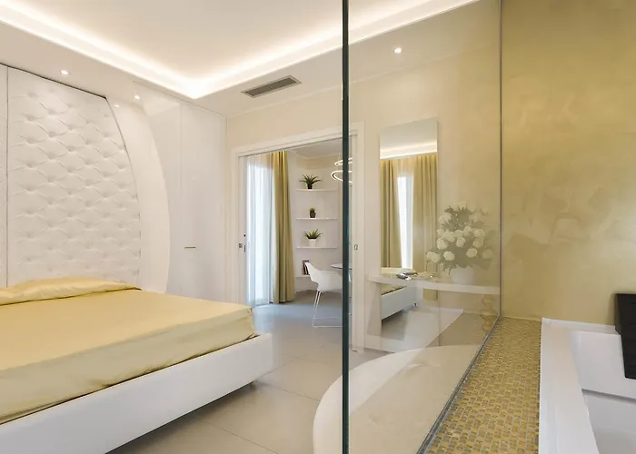 Hotel apartamentowy White &