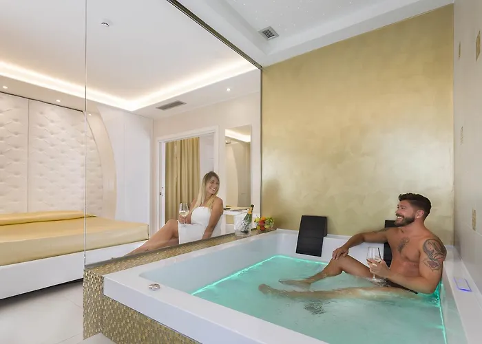 Hotel apartamentowy White &