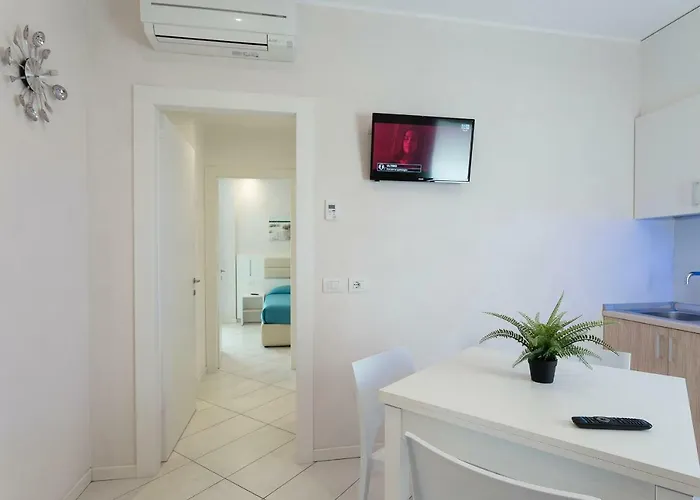 Hotel apartamentowy White &